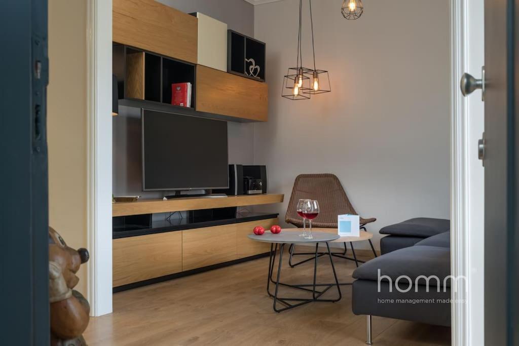 Renovated Homm Apartment In Lycabettus, Pitanis Str Athens Ngoại thất bức ảnh