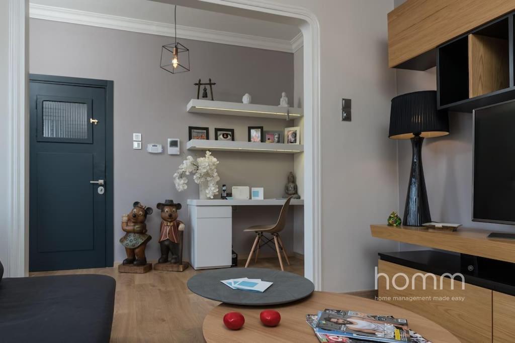 Renovated Homm Apartment In Lycabettus, Pitanis Str Athens Ngoại thất bức ảnh